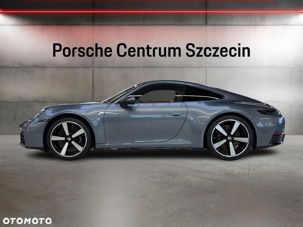 Porsche 911 Carrera S - 2