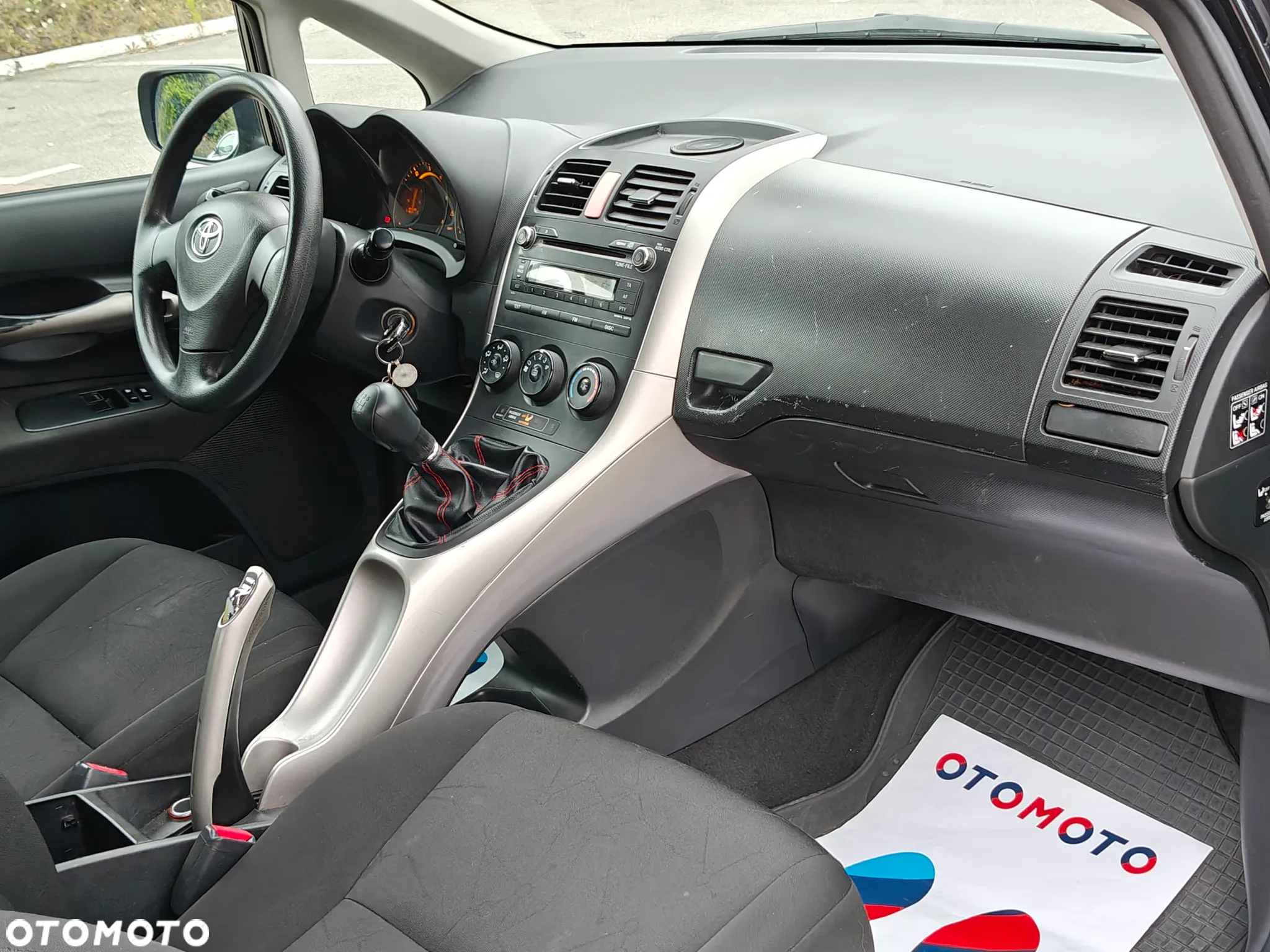 Toyota Auris 1.4 D-4D Luna - 6