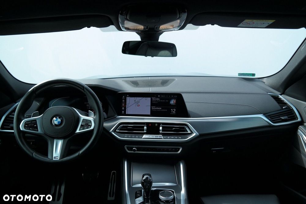 BMW X6 - 15