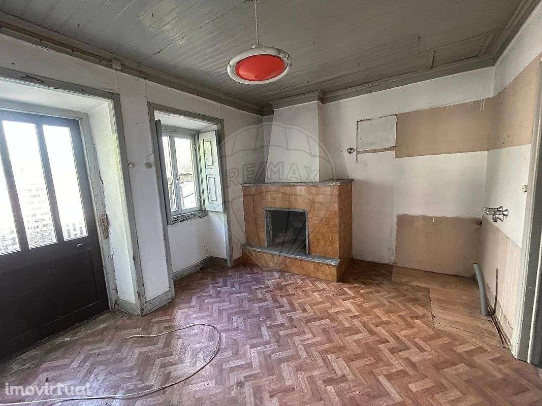 Moradia T3 para venda - Grande imagem: 2/5