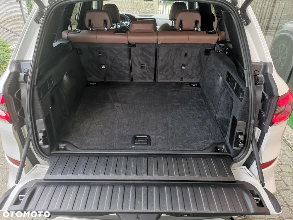 BMW X5 xDrive25d - 33