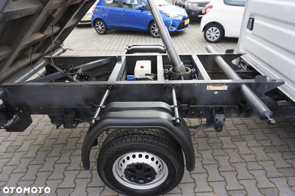 Iveco Daily 35S12 - 11