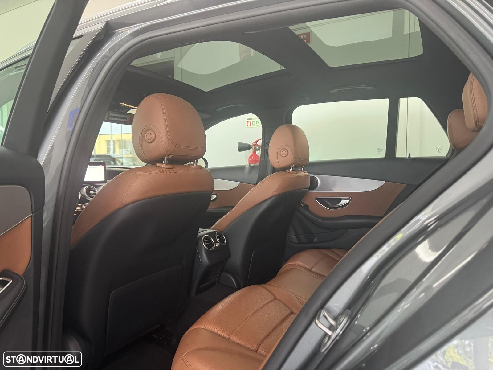 Mercedes-Benz C 300 d AMG Line - 12