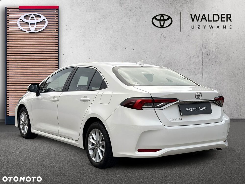 Toyota Corolla - 3