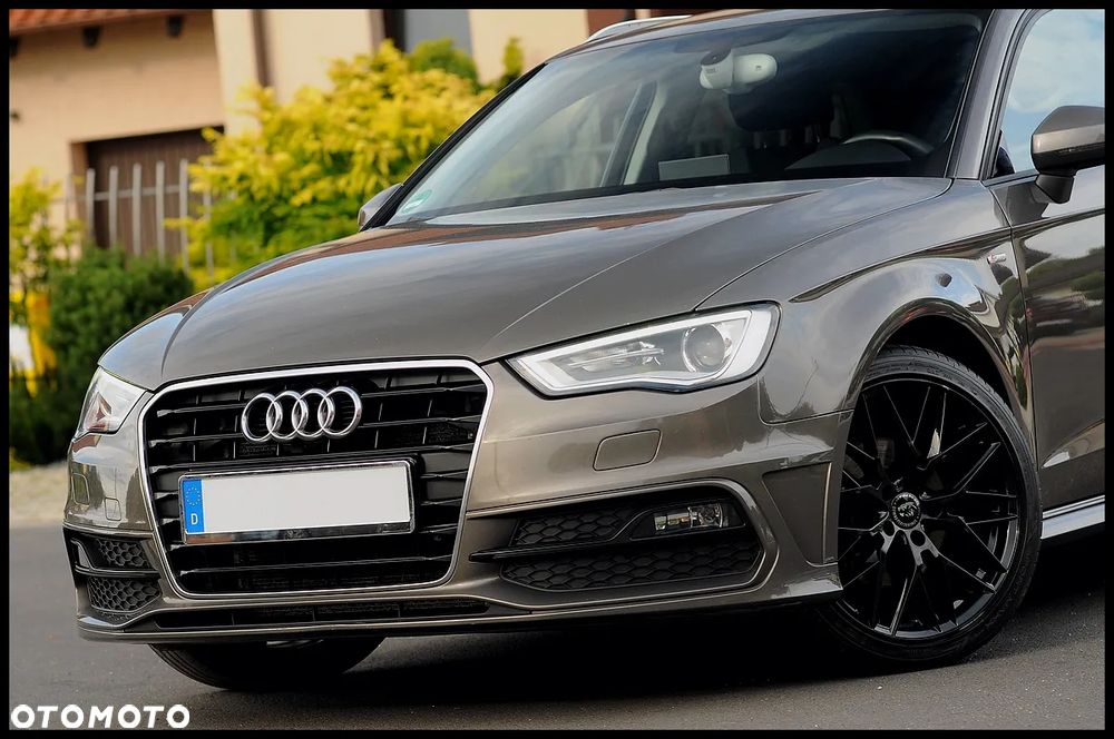 Audi A3 Sportback - 12