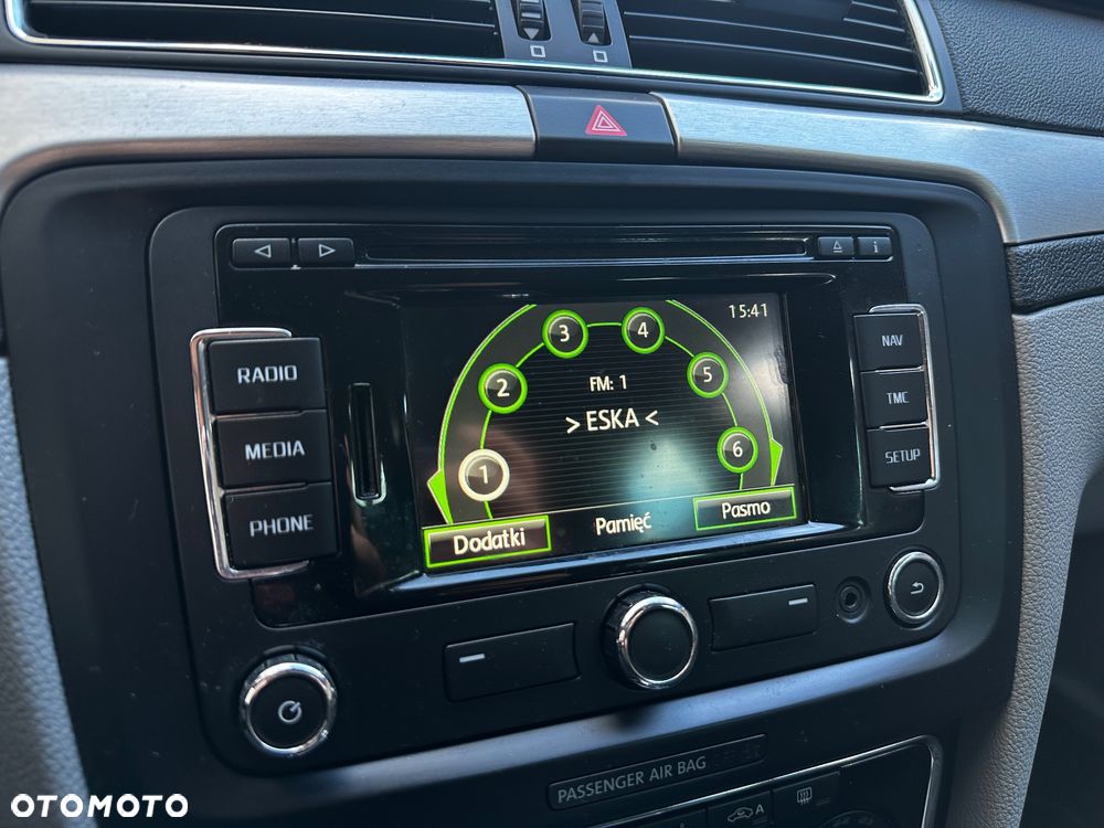 Skoda Superb 2.0 TDI Green tec DSG Elegance - 22