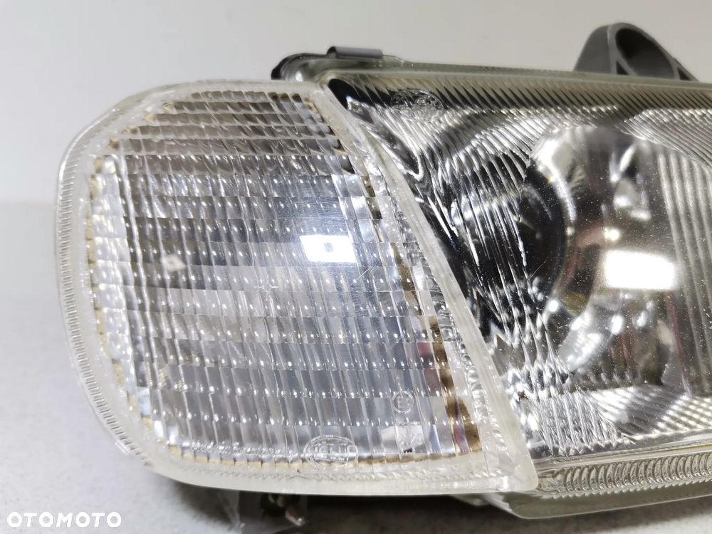 Lampa Reflektor Prawy  ALFA ROMEO 145 / 146 HELLA Oryginał 94-00 - 10