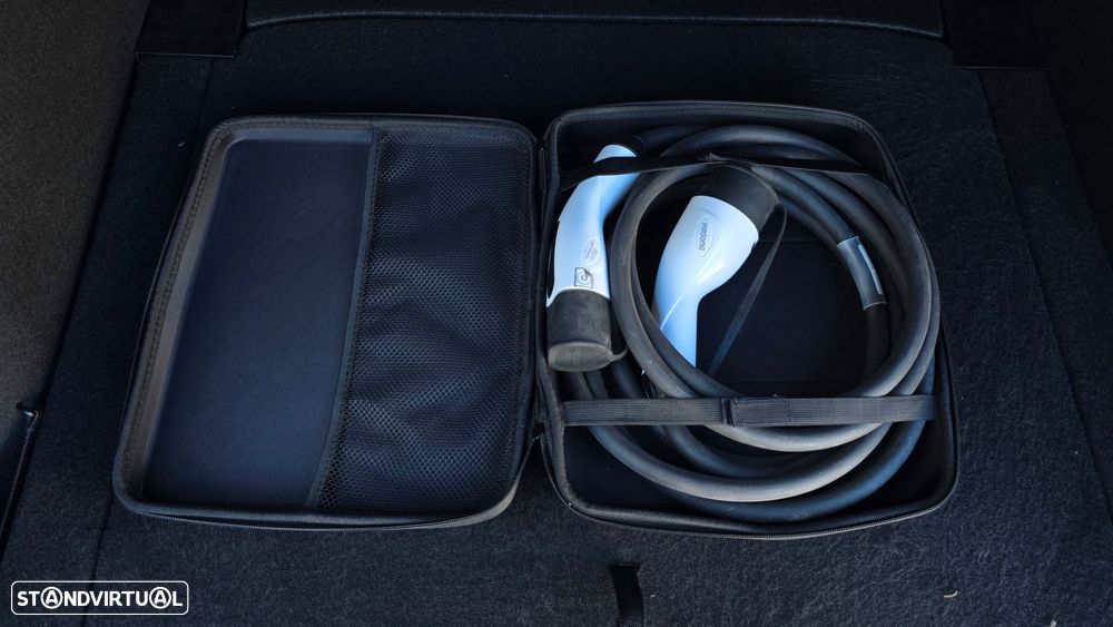 MG MG4 64 kWh Luxury - 59