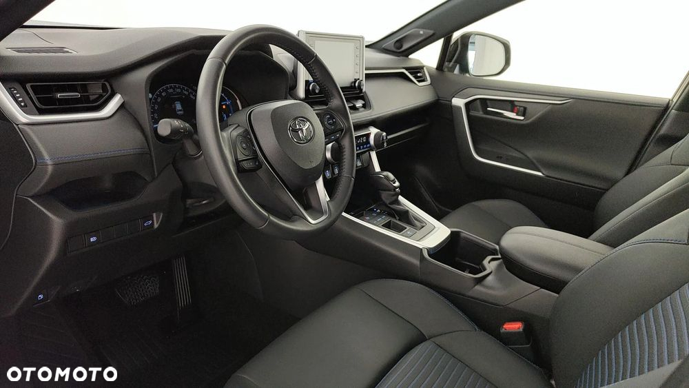 Toyota RAV4 - 5