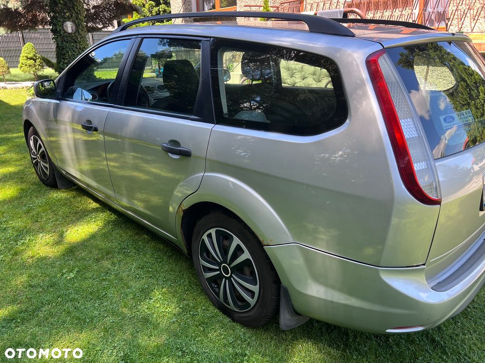 Ford Focus - 4