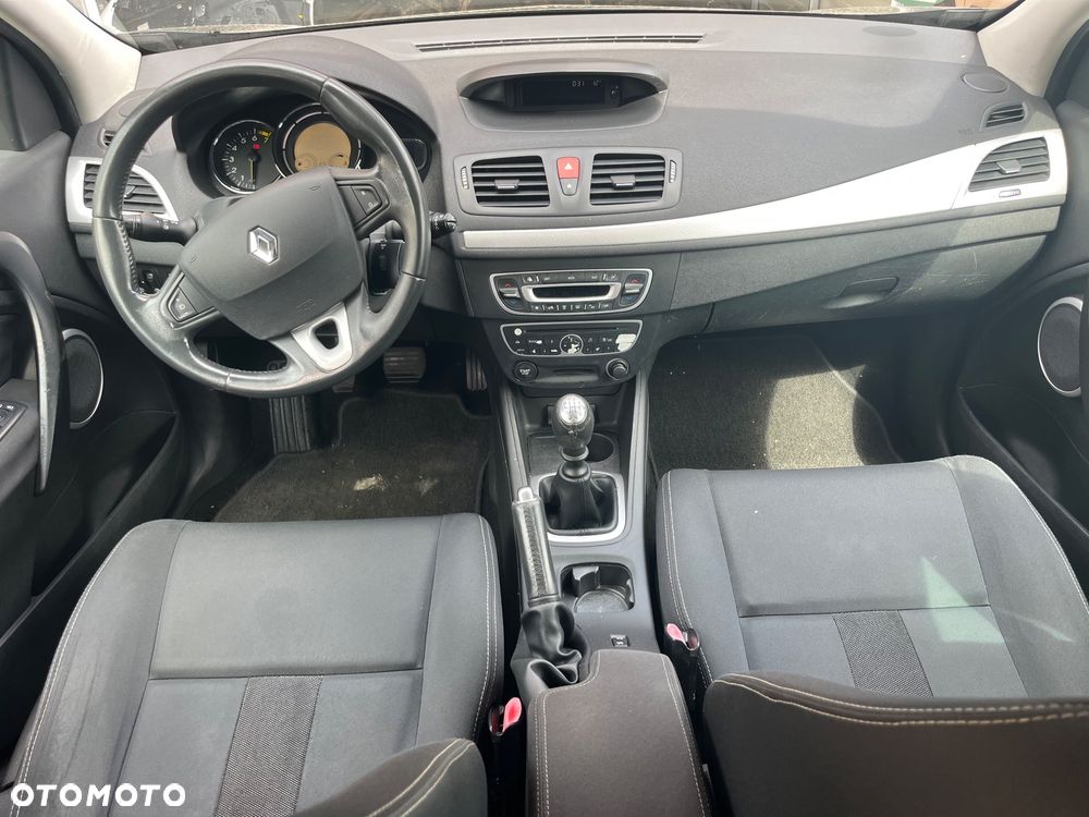Renault Megane TCe 130 Dynamique - 10