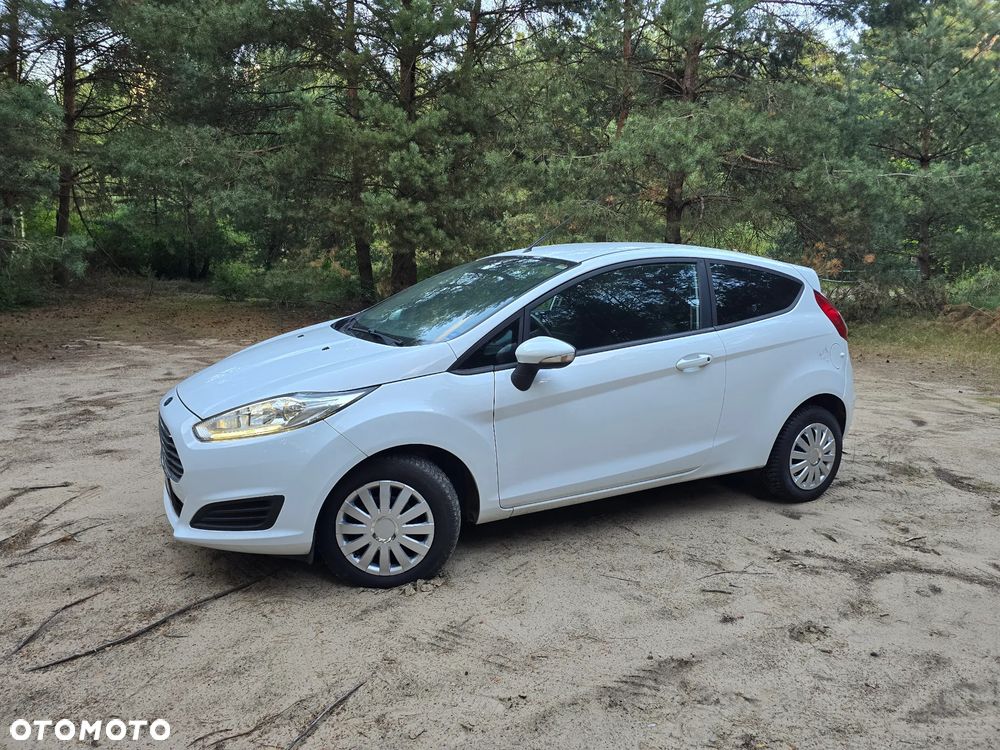 Ford Fiesta 1.25 Champions Edition - 23