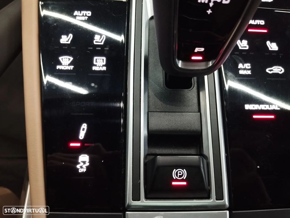 Porsche Cayenne Coupé Turbo S E-Hybrid - 58