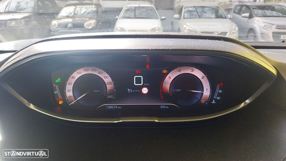 Peugeot 3008 1.6 BlueHDi GT Line - 10