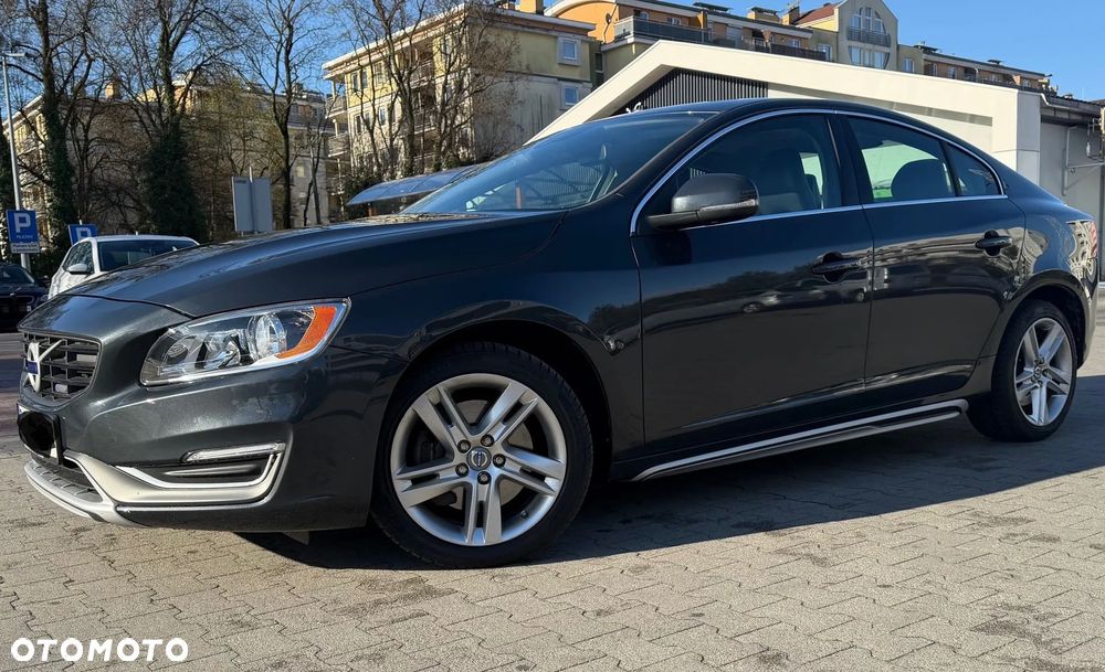 Volvo S60 2.5 T5 - 1