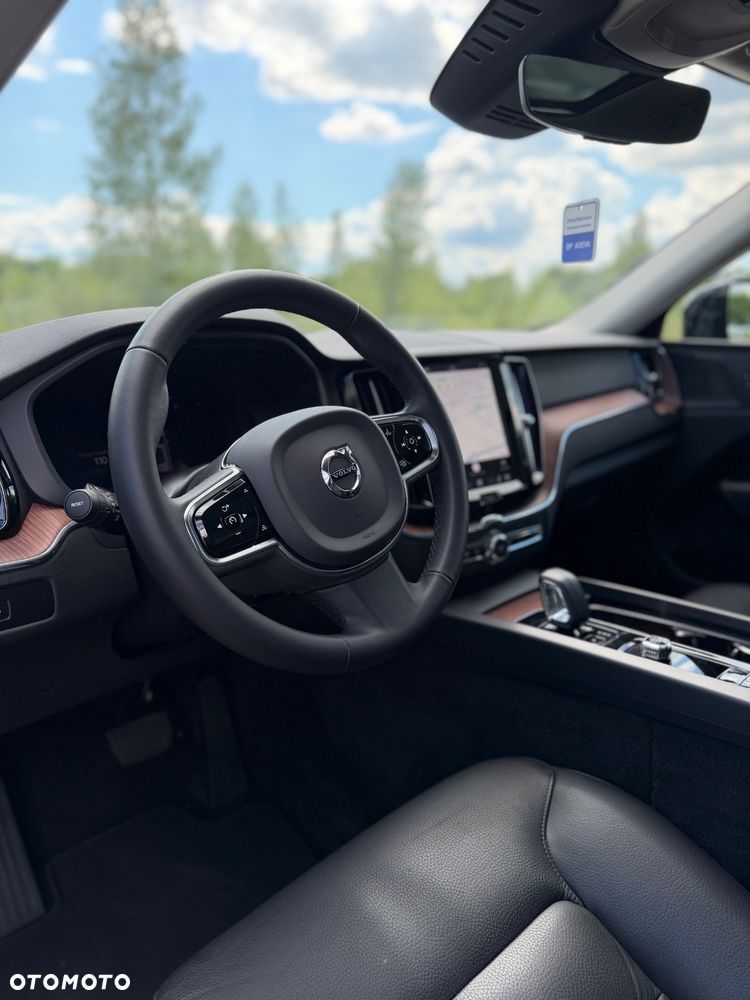 Volvo XC 60 B5 B AWD Geartronic RDesign - 13