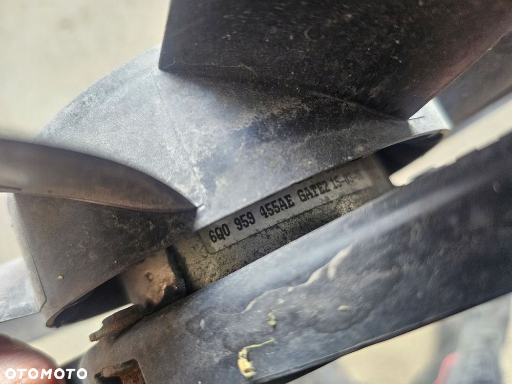 Wentylator 6Q0121207 Volkswagen Polo 9N - 3