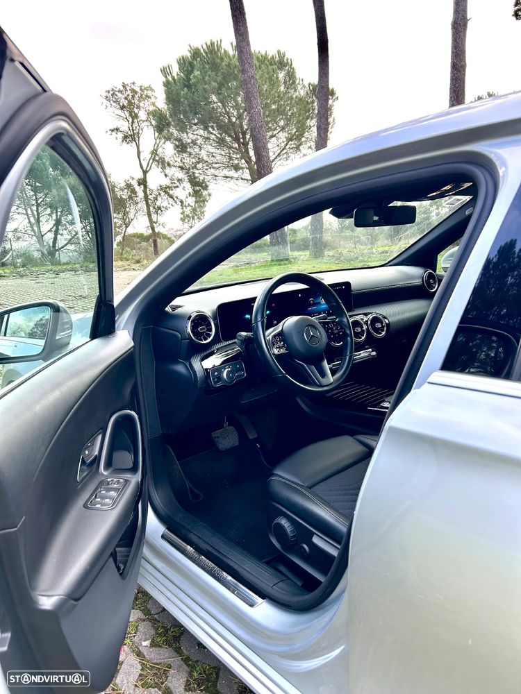 Mercedes-Benz A 180 d 7G-DCT - 8