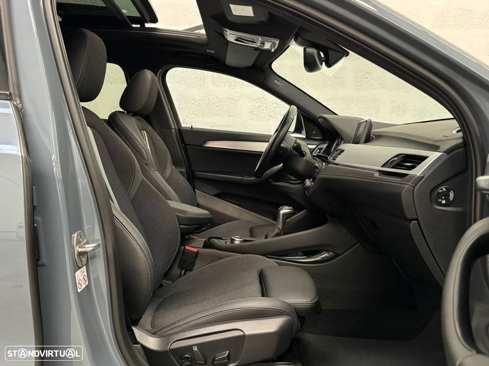 BMW X2 25 e xDrive Pack 50 anos M - 42