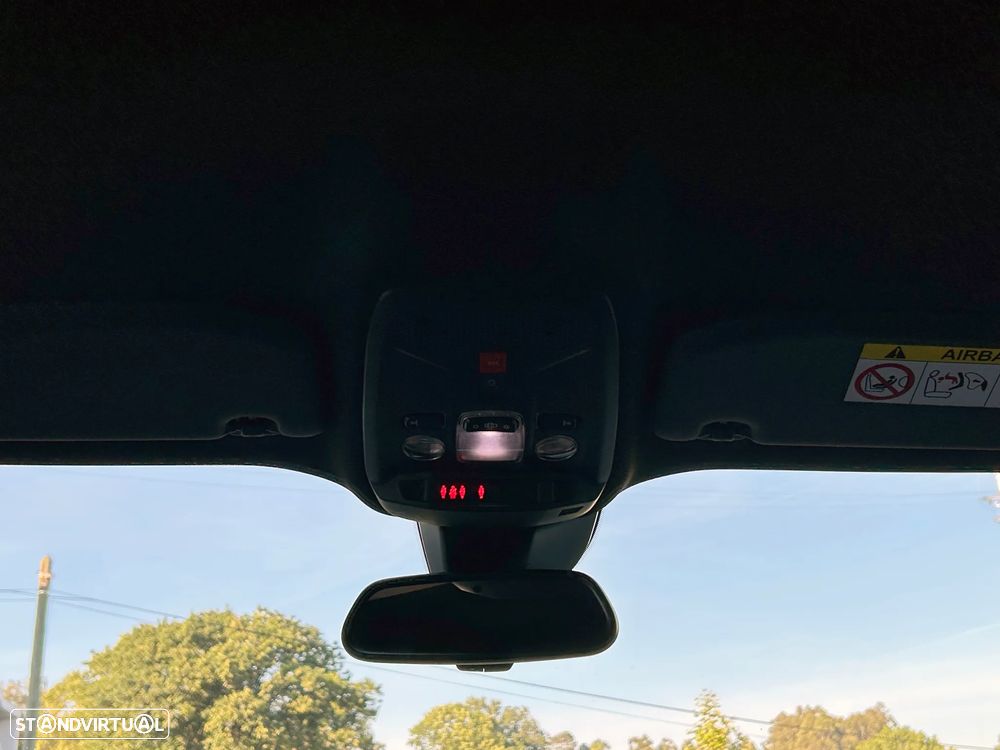 Peugeot e-2008 50 kWh Allure Pack - 24