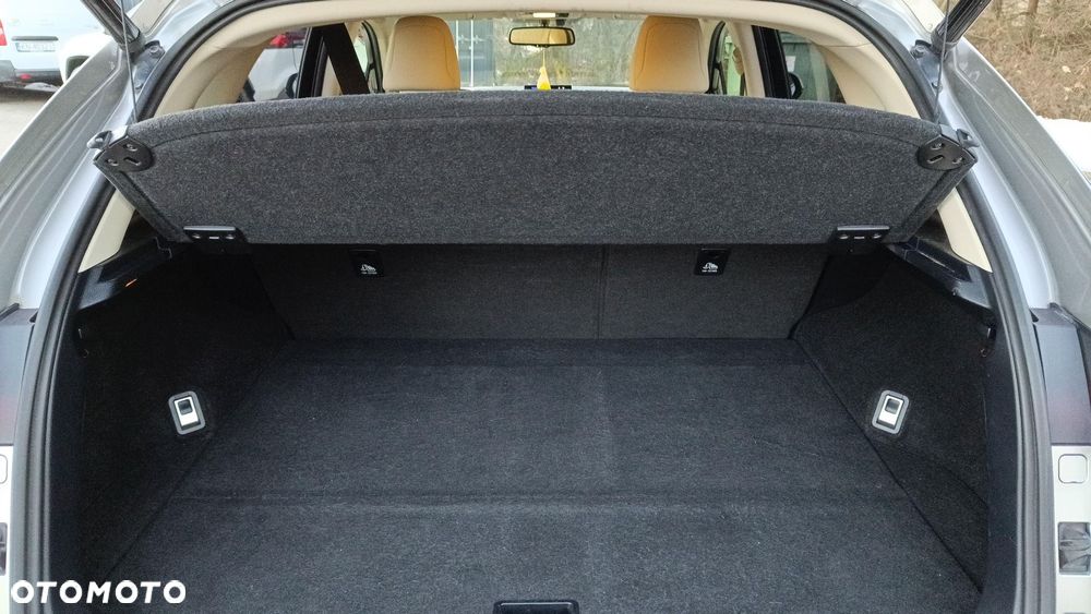 Lexus NX 300h Comfort AWD - 12