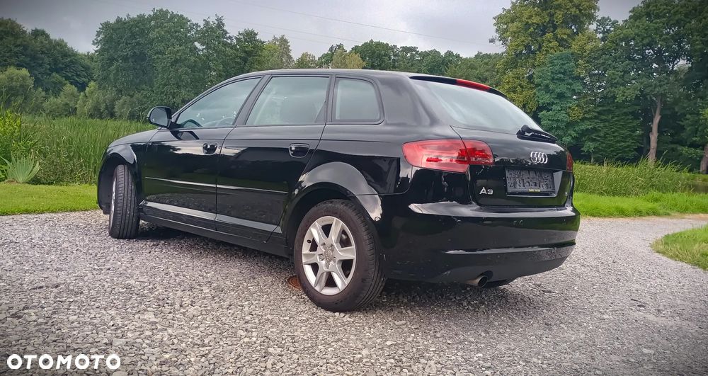 Audi A3 Sportback 1.6 Ambiente - 6