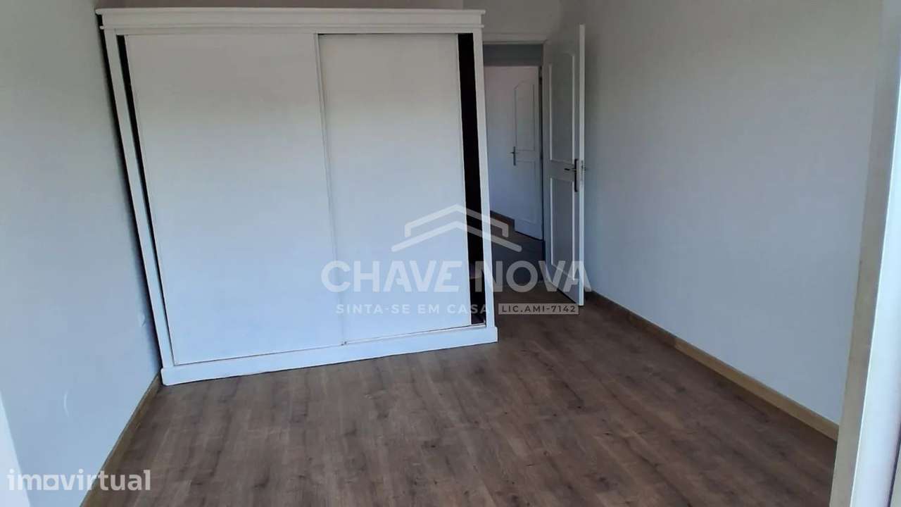 Apartamento T3 com 3 frentes, varandas, garagem e elevador - Fânzeres - Grande imagem: 5/21