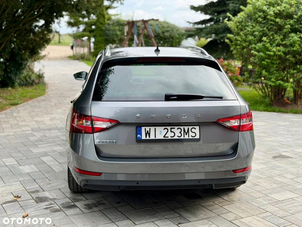 Skoda Superb 2.0 TDI SCR Ambition DSG - 15