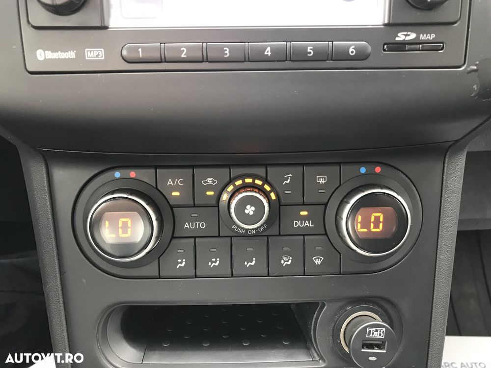 Nissan Qashqai 2.0 CVT Acenta - 23