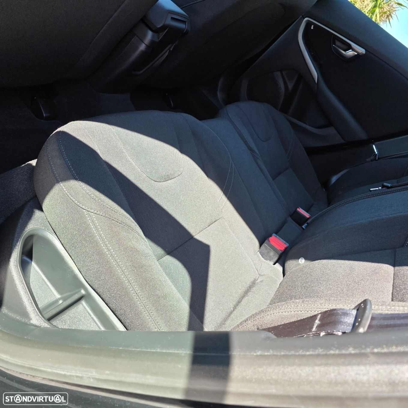 Volvo V40 1.6 D2 Eco Momentum - 31