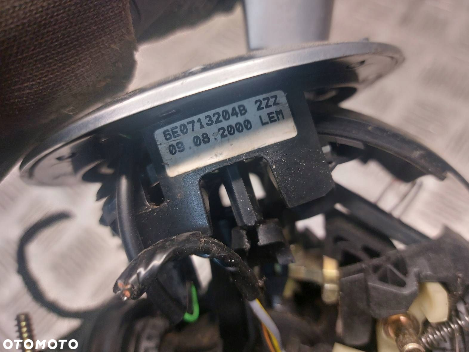 LEWAREK ZMIANY BIEGÓW AUTOMAT VOLKSWAGEN LUPO I 1.2 TDI 6E0713025 - 8