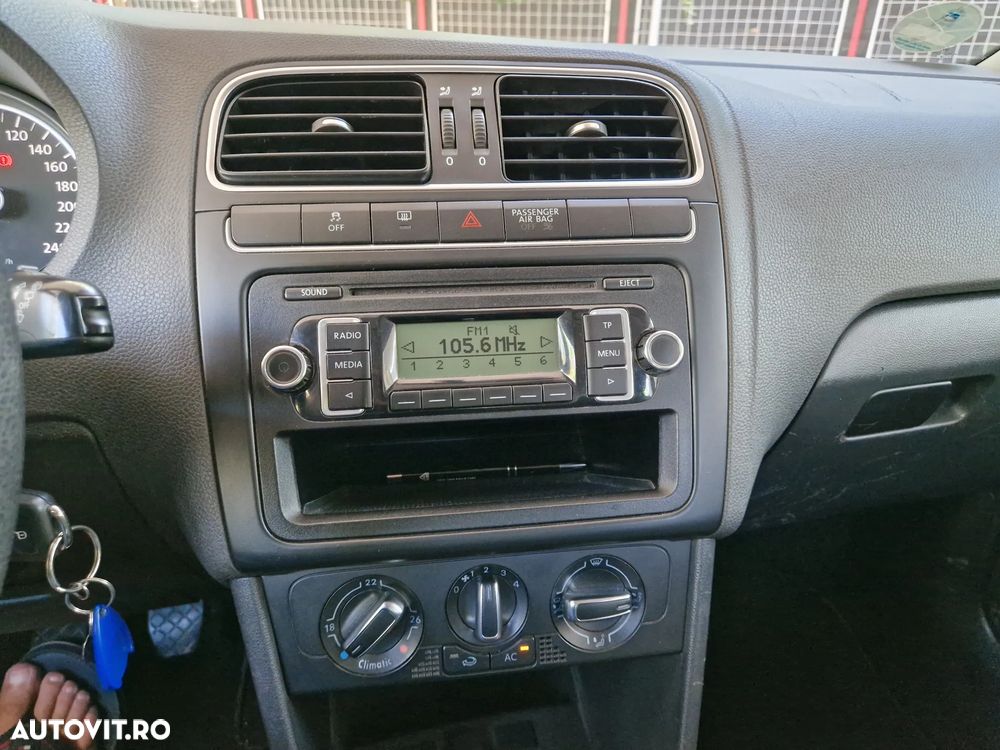 Volkswagen Polo - 26