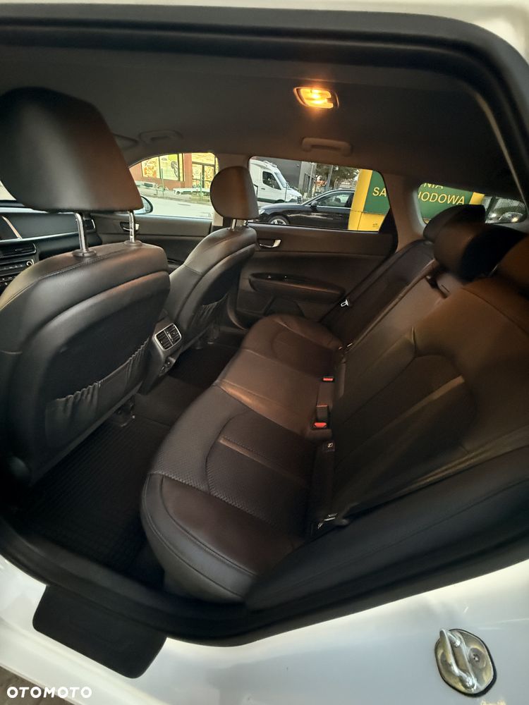 Kia Optima 1.7 CRDI L DCT - 13