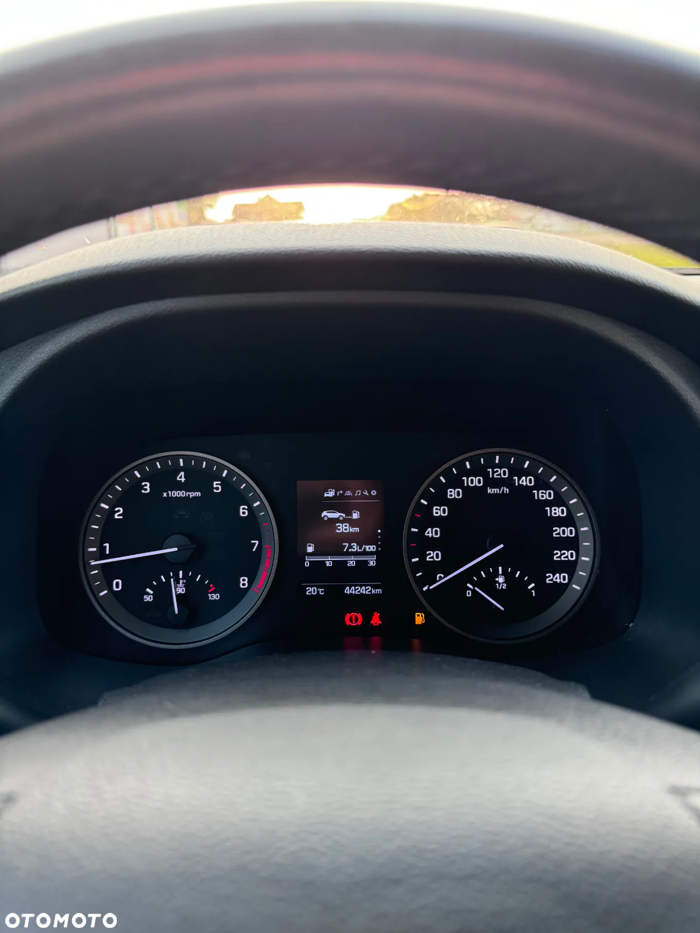 Hyundai Tucson 1.6 GDI BlueDrive GO 2WD - 11