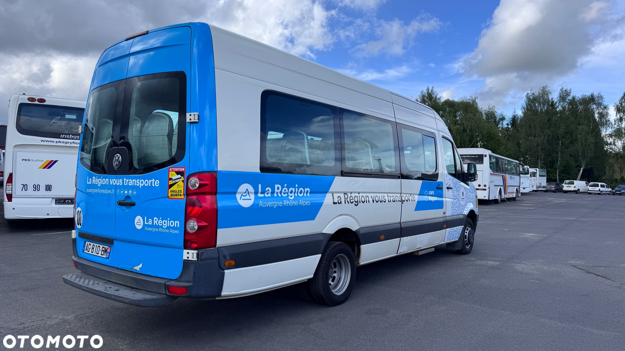Volkswagen Crafter / 23 miejsca / Cena:67000 zł netto - 2