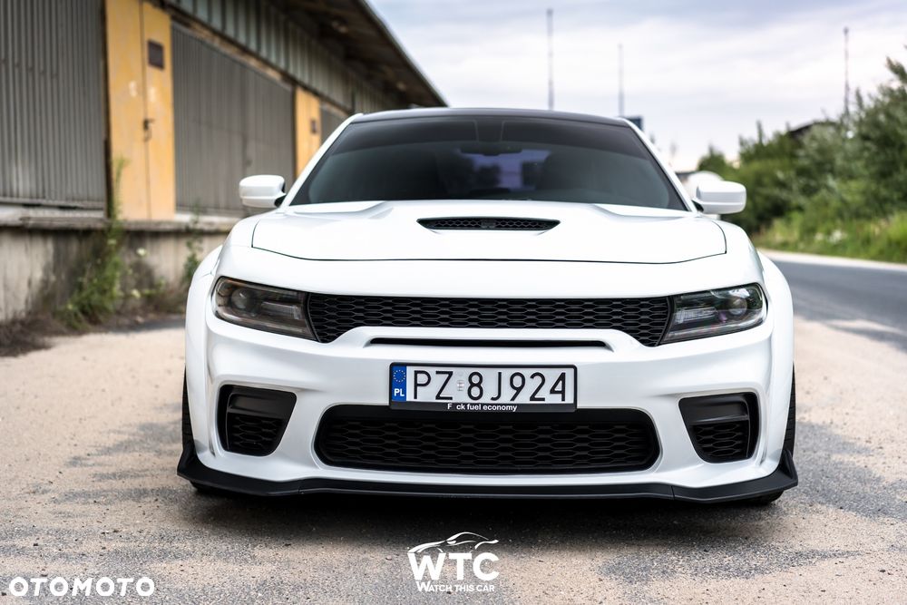 Dodge Charger 6.4 Scat Pack Widebody - 22