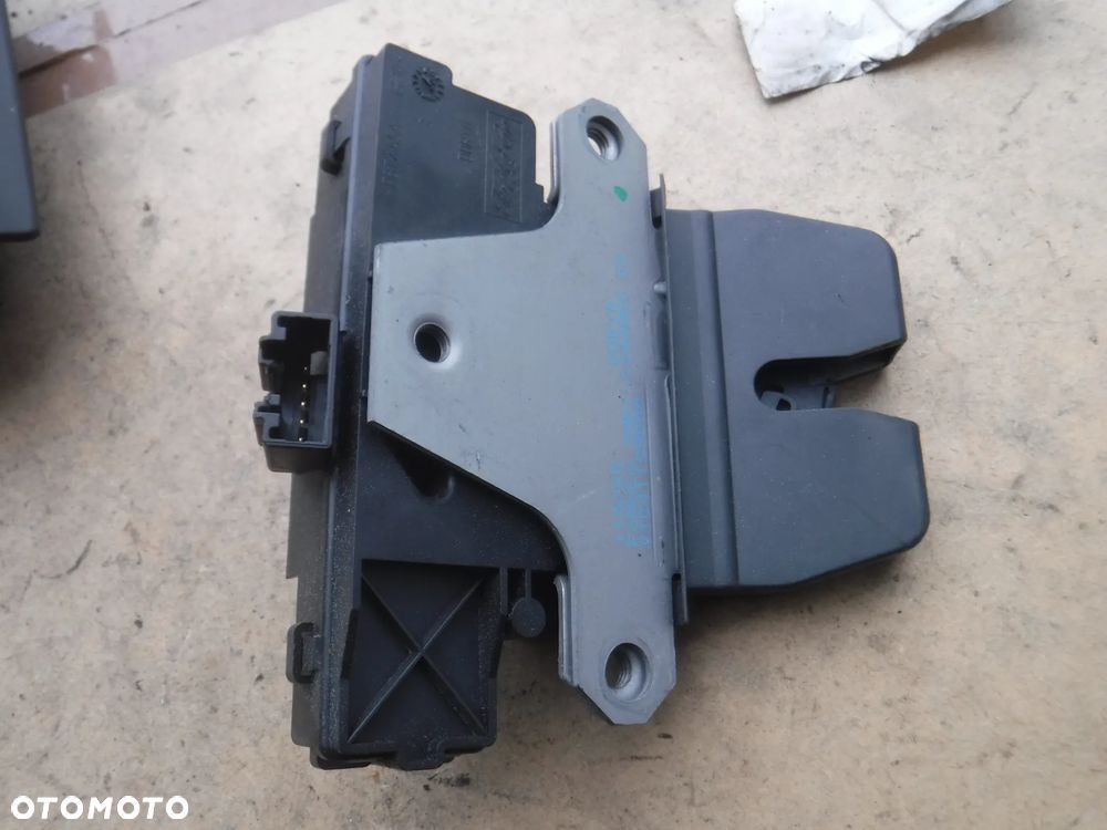 Ford Focus MK2  Galaxy Mk2 S Max zamek klapy 3M51-R442A66-CA 3M51-R442A66-AR - 1