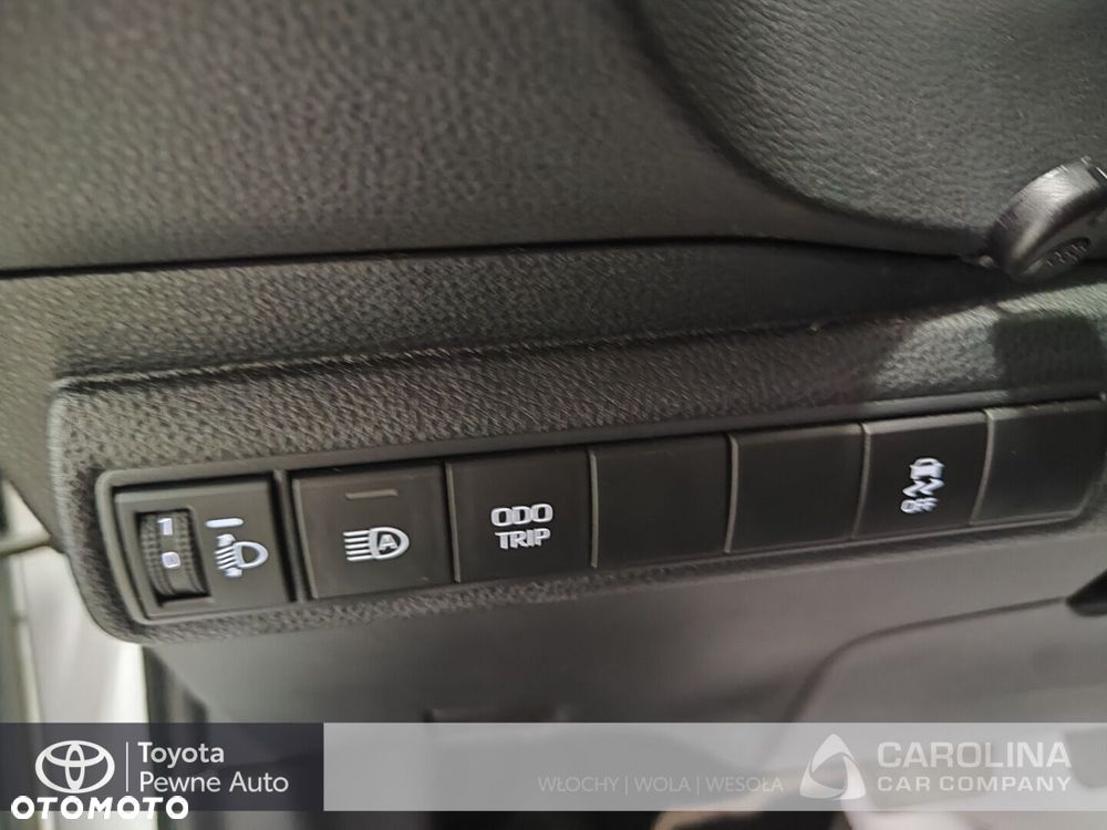 Toyota Corolla 1.8 Hybrid Comfort - 13