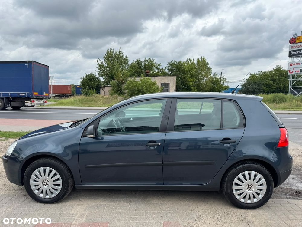 Volkswagen Golf 1.9 TDI DPF Trendline - 6