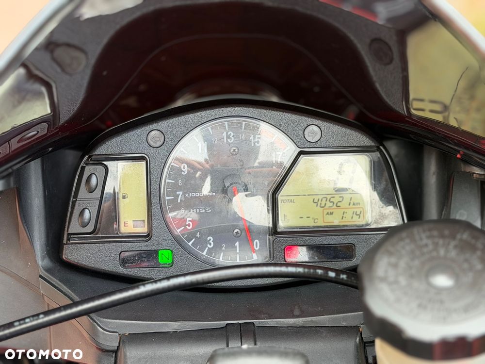Honda CBR - 26
