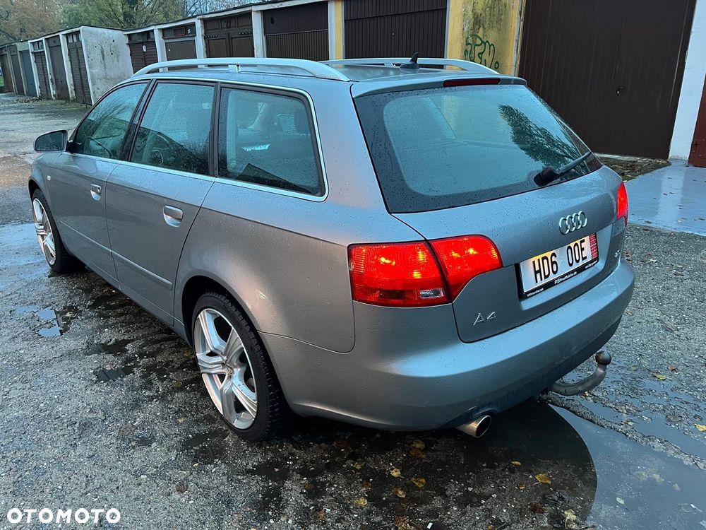 Audi A4 Avant - 4