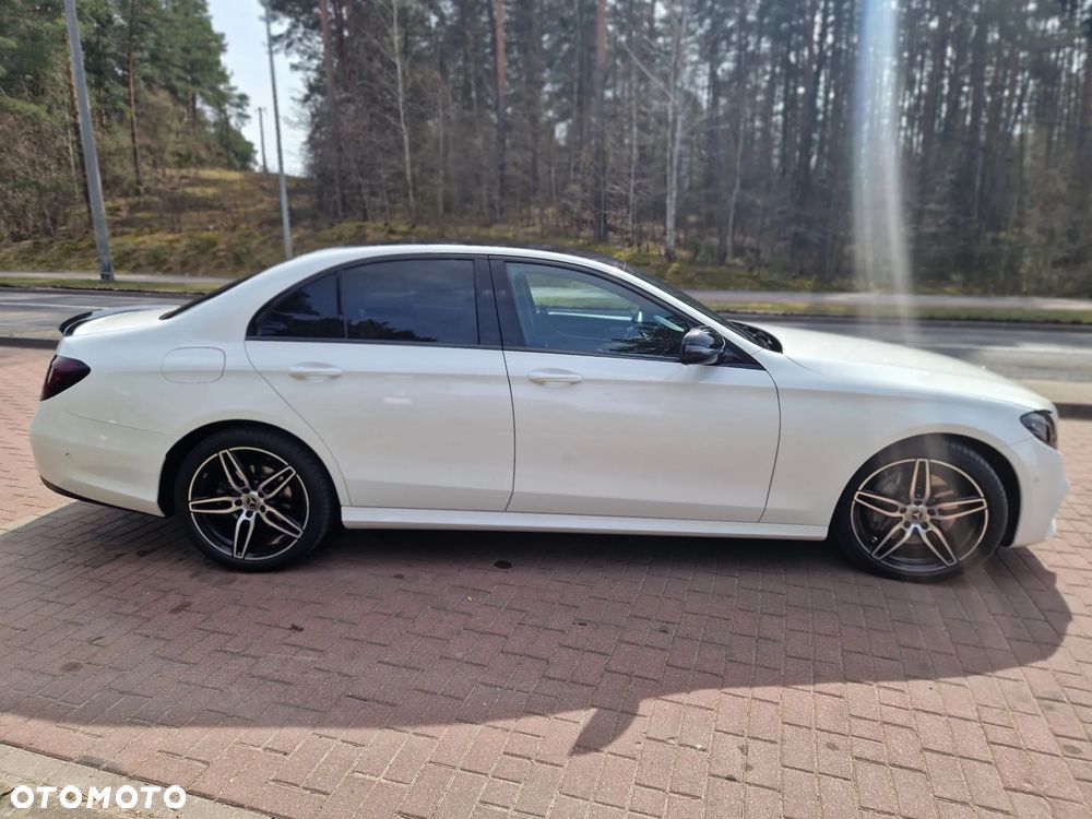 Mercedes-Benz Klasa E 220 d 4-Matic 9G-TRONIC - 6