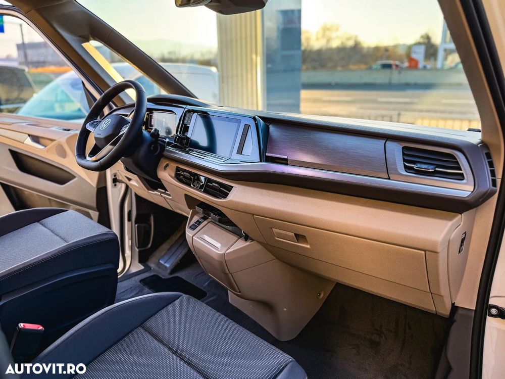 Volkswagen Multivan - 14