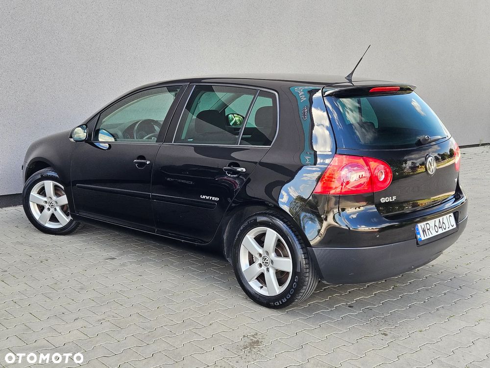 Volkswagen Golf 1.6 United - 4