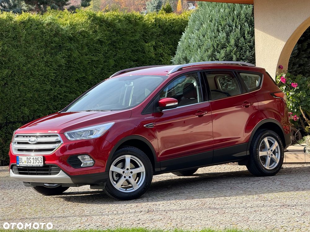 Ford Kuga 1.5 EcoBoost 2x4 Titanium - 3