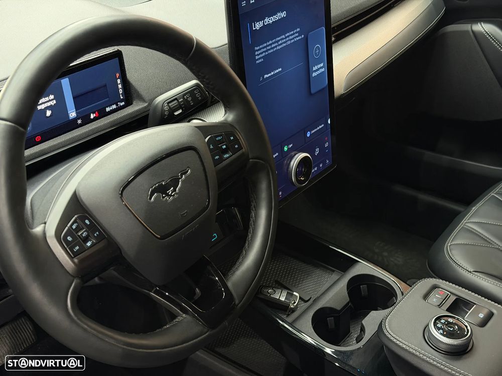 Ford Mustang Mach-E Standard - 8