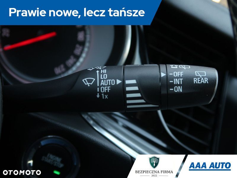 Opel Insignia - 23