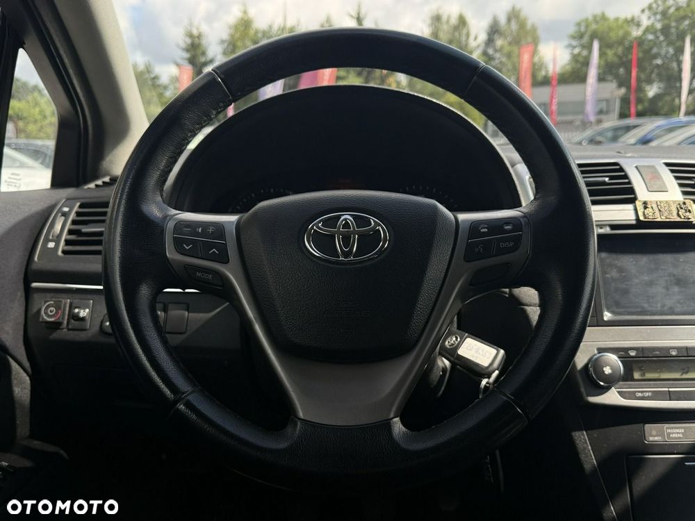 Toyota Avensis 1.8 Prestige - 16