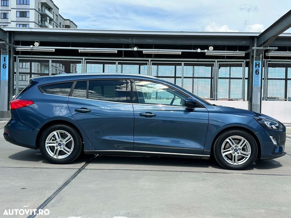 Ford Focus 1.0 EcoBoost MHEV Titanium - 8