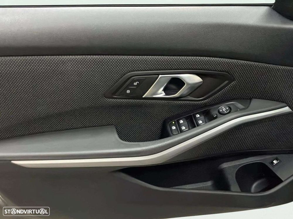 BMW 330 e Corporate Edition Auto - 21